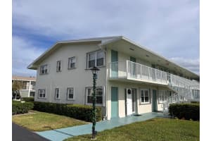 600 Horizons W 106, Boynton Beach, FL 33435 Sold 04/30/24