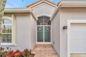 2722 SE Stonebriar Way, Stuart, FL 34997 Sold 02/28/24