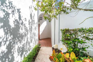 21720 Wapford Way, Boca Raton, FL 33486 Sold 01/16/24