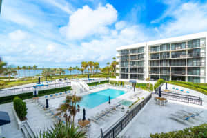 3140 S Ocean Boulevard 206s, Palm Beach, FL 33480 Sold 07/01/24