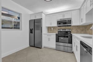 2800 Somerset Drive 101j, Lauderdale Lakes, FL 33311 Sold 02/28/24