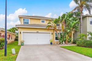 6828 Hendry Drive, Lake Worth, FL 33463 Sold 03/15/24