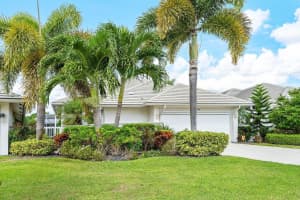 185 Orange Tree Drive, Atlantis, FL 33462 Sold 01/31/24