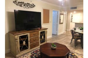 MLS# R10943356, West Palm Beach, Florida 33407