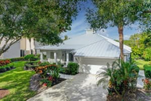 7977 SE Mammoth Drive, Hobe Sound, FL 33455 Sold 02/28/24