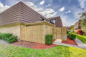 2005 20th Lane, Palm Beach Gardens, FL 33418 Sold 04/26/24