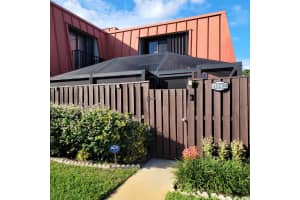 3323 Meridian Way N D, Palm Beach Gardens, FL 33410 Sold 04/12/24