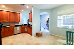 1560 SE Wilshire Place 102, Stuart, FL 34994 - MLS#R10943944