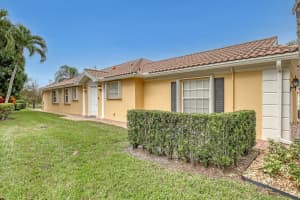 5013 Magnolia Bay Circle, Palm Beach Gardens, FL 33418 Sold 01/17/24