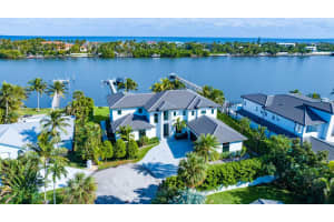 836 E Oyster Lane, Lantana, FL 33462 Sold 03/01/24