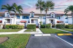 205 Lincoln Court, Deerfield Beach, FL 33442 Sold 05/02/24