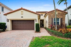 1915 Flower Drive, Palm Beach Gardens, FL 33410 Sold 03/29/24