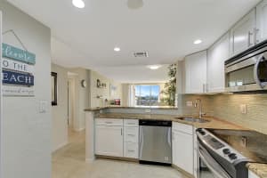 3581 S Ocean Boulevard 6b, South Palm Beach, FL 33480 Sold 03/14/24