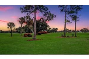 138 Moccasin Trail S, Jupiter, FL 33458 Sold 02/08/24