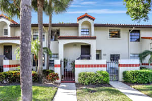 406 Republic Court, Deerfield Beach, FL 33442 Sold 03/06/24