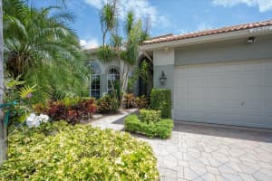 10511 Laurel Estates Lane, Lake Worth, FL 33449 Sold 02/15/24