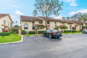 10279 N Circle Lake Drive 201, Boynton Beach, FL 33437 Sold 05/10/24