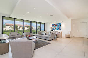 2000 S Ocean Boulevard 203, Palm Beach, FL 33480 Sold 04/30/24