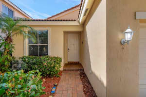 6567 Jacques Way, Lake Worth, FL 33463 Sold 03/18/24