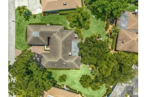 128 Prestwick Circle, Vero Beach, FL 32967 Sold 04/24/24