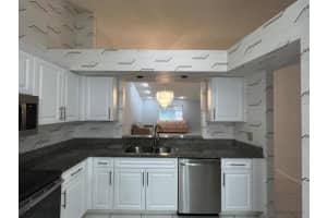 9748 Summerbrook Ter Terrace D, Boynton Beach, FL 33437 Sold 04/05/24