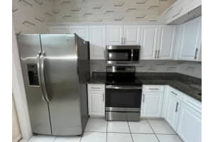 9748 Summerbrook Ter Terrace D, Boynton Beach, FL 33437 Sold 04/05/24