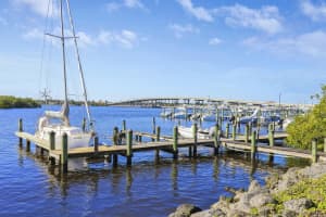 2600 S Kanner Highway X6, Stuart, FL 34994 Sold 05/22/24