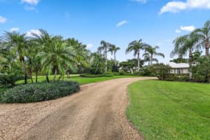 23 Country Road S, Village Of Golf, FL 33436 Sold 04/30/24