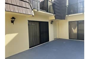 721 7th Court, Palm Beach Gardens, FL 33410 Sold 02/28/24