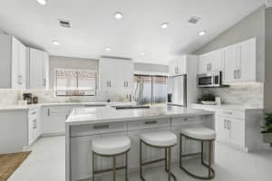 139 Executive Circle, Boynton Beach, FL 33436 Sold 01/25/24