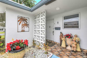 1105 Circle Terrace W A, Delray Beach, FL 33445 Sold 04/22/24