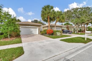 10604 Royal Caribbean Circle, Boynton Beach, FL 33437 Sold 03/28/24