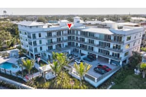 41 SW Seminole Street 404, Stuart, FL 34994 - MLS#R10944869