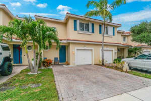 3024 N Evergreen Circle, Boynton Beach, FL 33426 Sold 03/13/24