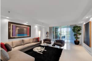 17047 Boca Club Boulevard 162b, Boca Raton, FL 33487 Sold 05/02/24
