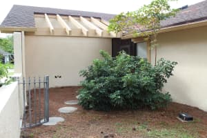 147 Parkwood Drive, Royal Palm Beach, FL 33411 Sold 03/05/24