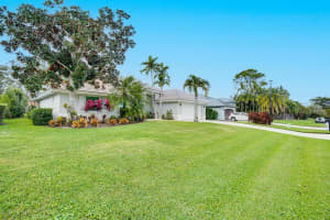 3802 SE Fairway W, Stuart, FL 34997 Sold 04/29/24