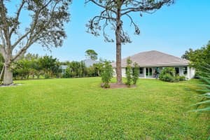 3802 SE Fairway W, Stuart, FL 34997 Sold 04/29/24