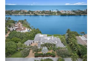 1520 Paslay Place, Manalapan, FL 33462 Sold 04/09/24