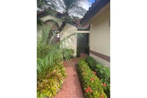 5911 Autumn Lake Lane A, Boynton Beach, FL 33437 Sold 02/08/24