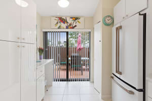 1025 Green Pine Boulevard D, West Palm Beach, FL 33409 Sold 02/29/24