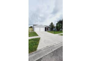 7915 Blairwood Circle S, Lake Worth, FL 33467 Sold 03/05/24