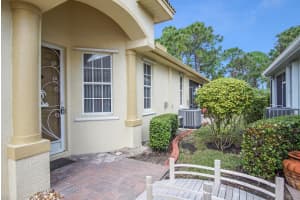 861 NW Red Pine Way, Jensen Beach, FL 34957 Sold 03/29/24