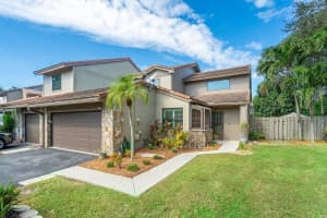 5005 Cayenne Lane, Palm Beach Gardens, FL 33418 Sold 03/15/24