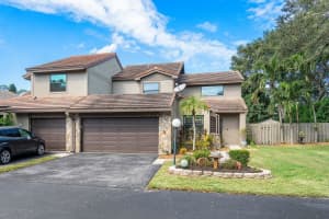 5005 Cayenne Lane, Palm Beach Gardens, FL 33418 Sold 03/15/24