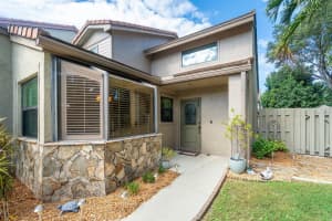 5005 Cayenne Lane, Palm Beach Gardens, FL 33418 Sold 03/15/24