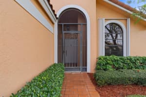 168 Executive Circle, Boynton Beach, FL 33436 Sold 04/01/24
