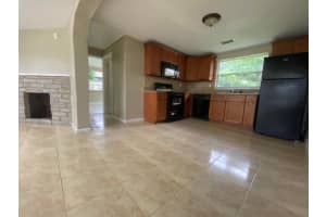6910 Boston Drive, Lake Worth, FL 33462 Sold 03/14/24