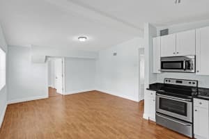 319 Glen Arbor Terrace, Boynton Beach, FL 33426 Sold 01/03/24