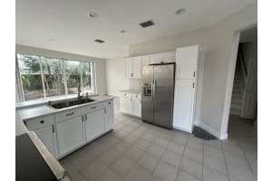 102 Wedgewood Lakes Lakes N, Greenacres, FL 33463 Sold 02/29/24